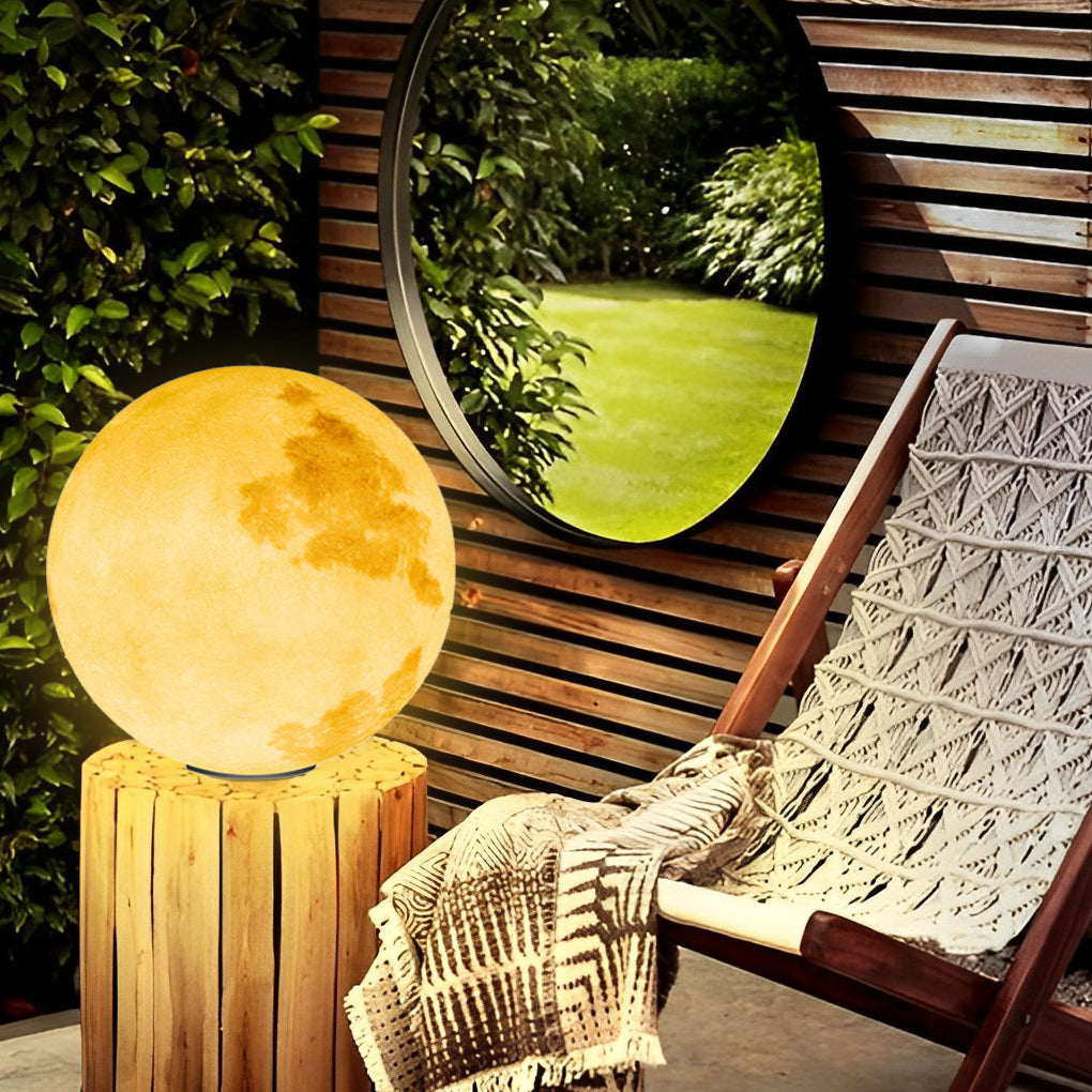 Moon-Shaped Stone Pillar Light Outdoor Decorative Light